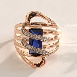 14K Solid Rose Gold Sapphire Swirl Ring